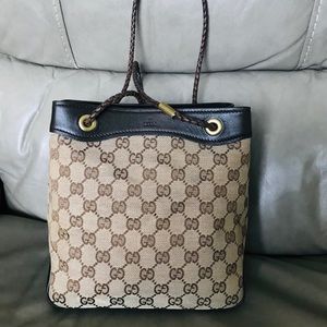 🔥Gucci Signature Handbag 🔥🌸🔥🌸🔥🌸🔥🌸🔥🌸🔥🌸